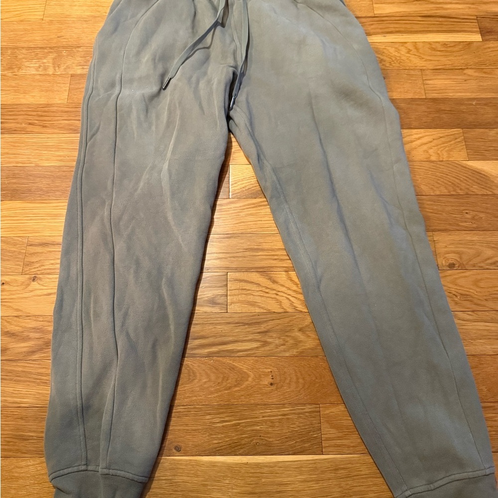 lululemon athletica green Joggers